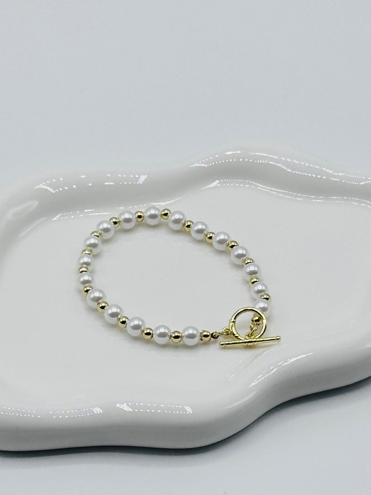 Pearl Beaded Bracelet 18K Gold filled