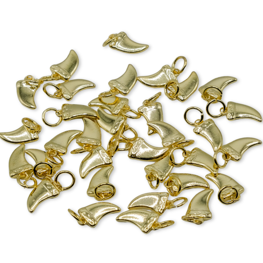 Style 84 - 18K Gold Filled Shark's Tooth Charm